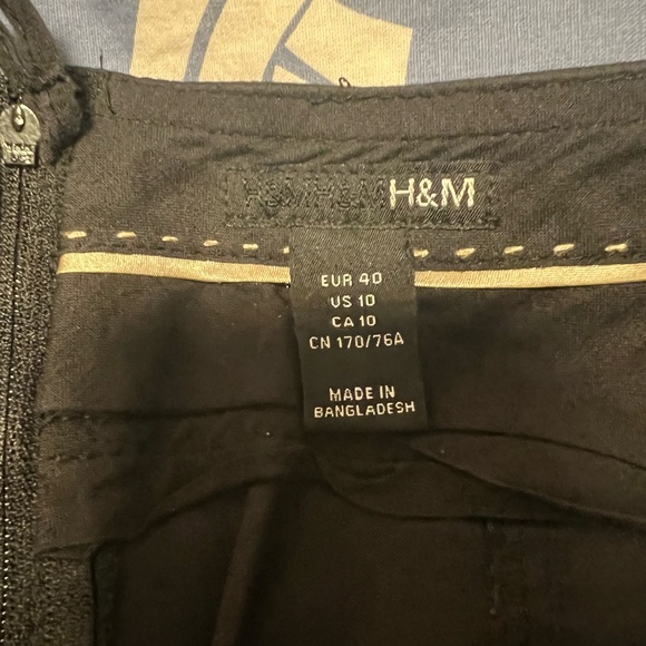 H&M pencil skirt - Picture 2 of 2
